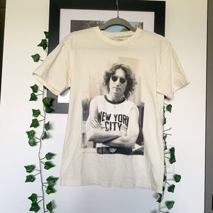 JOHN LENNON GRAPHIC TEE